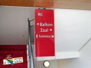 Hangbord wegwijzer theater zalen